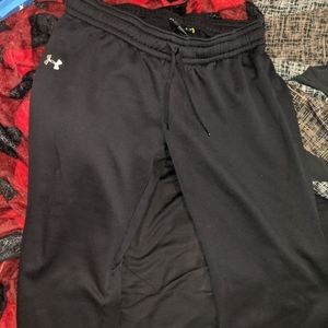 Women's under armour black pants